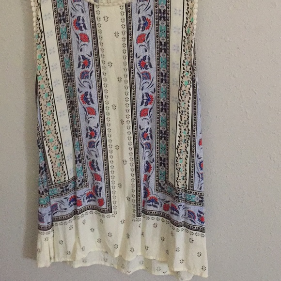 Top - Picture 2 of 6